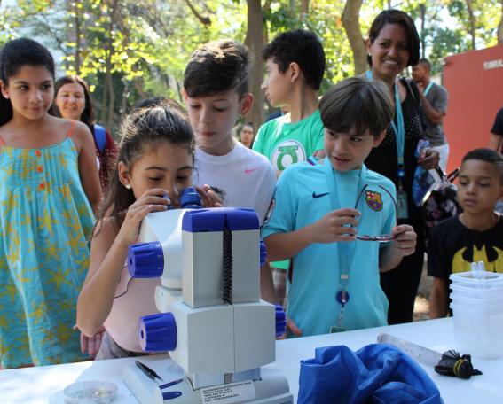Brazil_WMP staff conduct community engagement activities in schools in Rio de Janeiro_